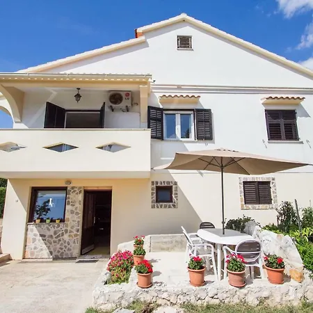 Apartment Vesna *