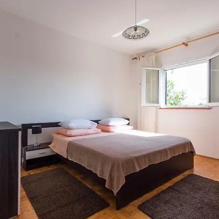 Vesna Apartment *