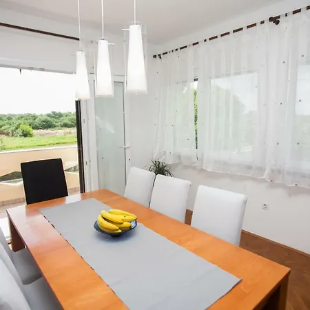 Vesna Apartment